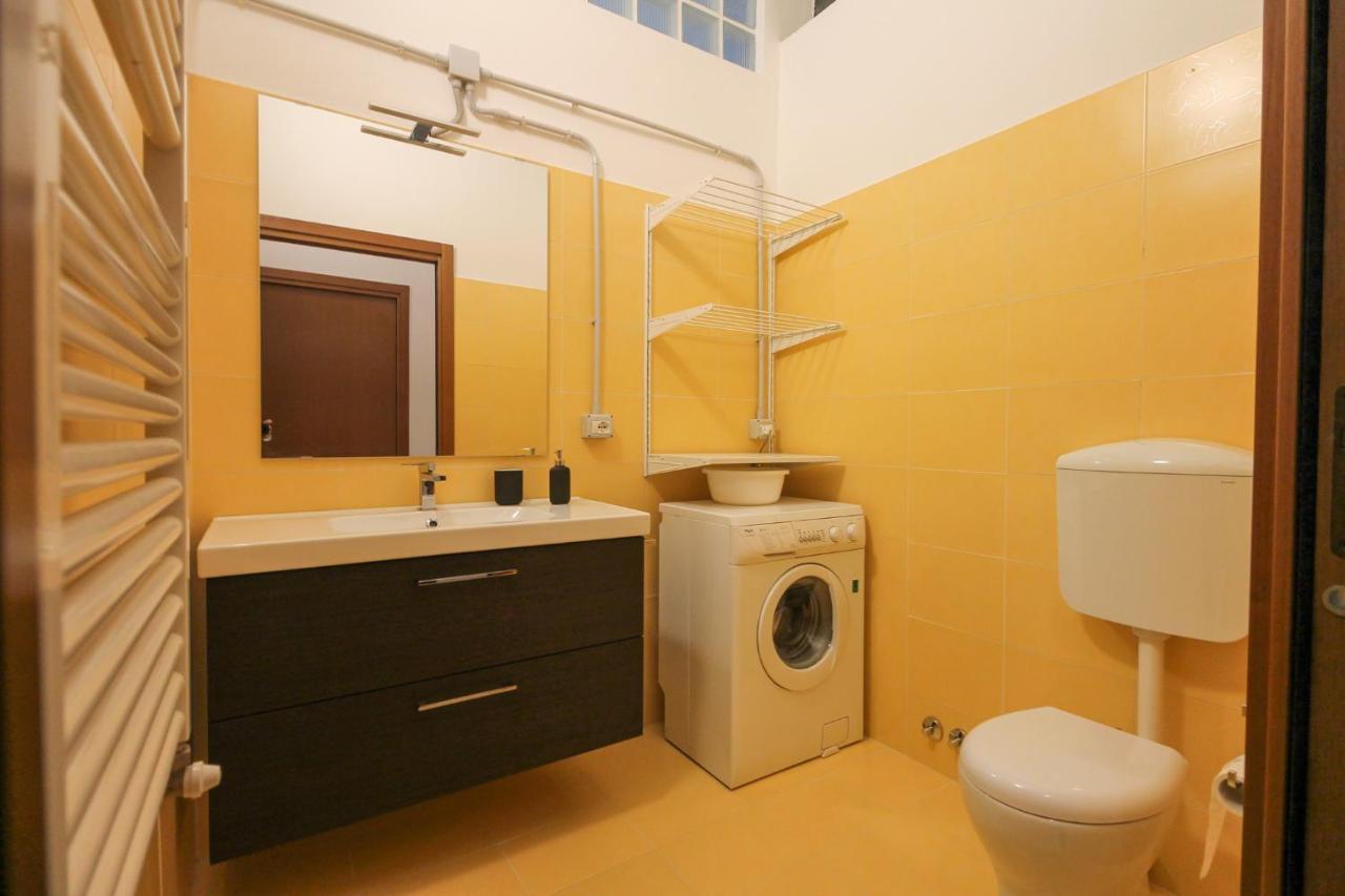 Loft Sottolalbero Apartment Milan Bagian luar foto